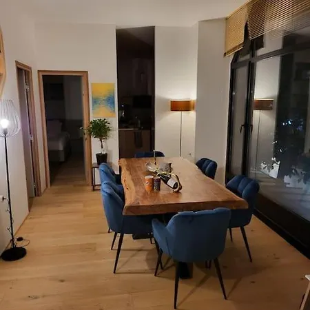 Luxe 