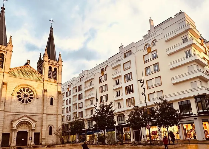 - Magnifique Climatise 92m2, Spacieux Et Cosy, Au Coeur De Апартаменты *